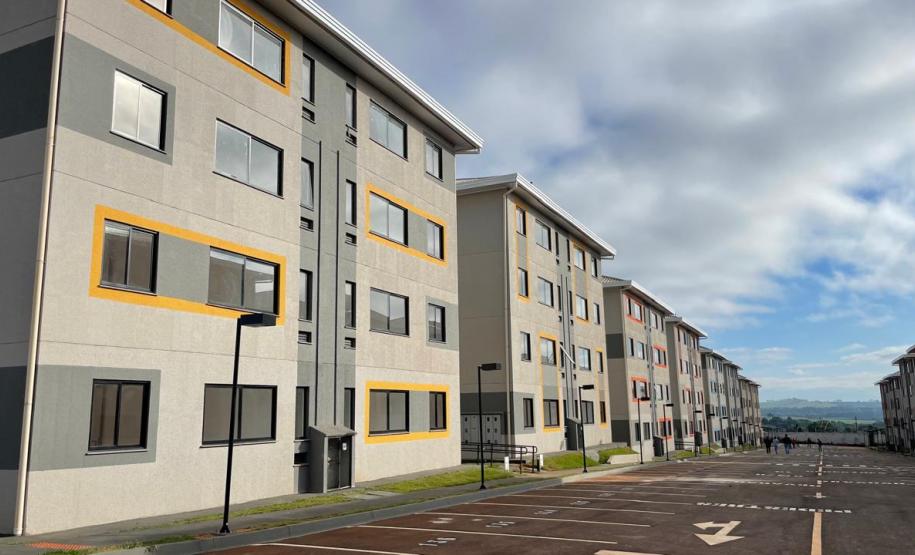 Com aporte de R$ 4,1 milhões pelo Casa Fácil, residencial com 272 apartamentos é entregue em Londrina