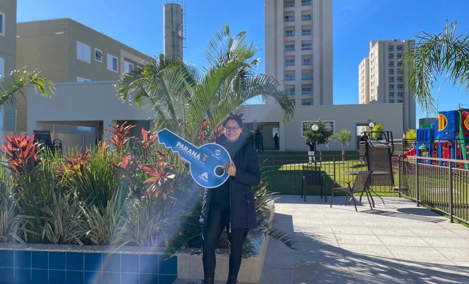 Em Londrina, 192 famílias conquistam apartamentos com ajuda do Casa Fácil Paraná