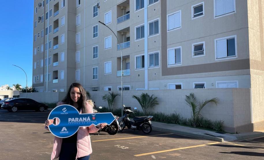 Em Londrina, 192 famílias conquistam apartamentos com ajuda do Casa Fácil Paraná