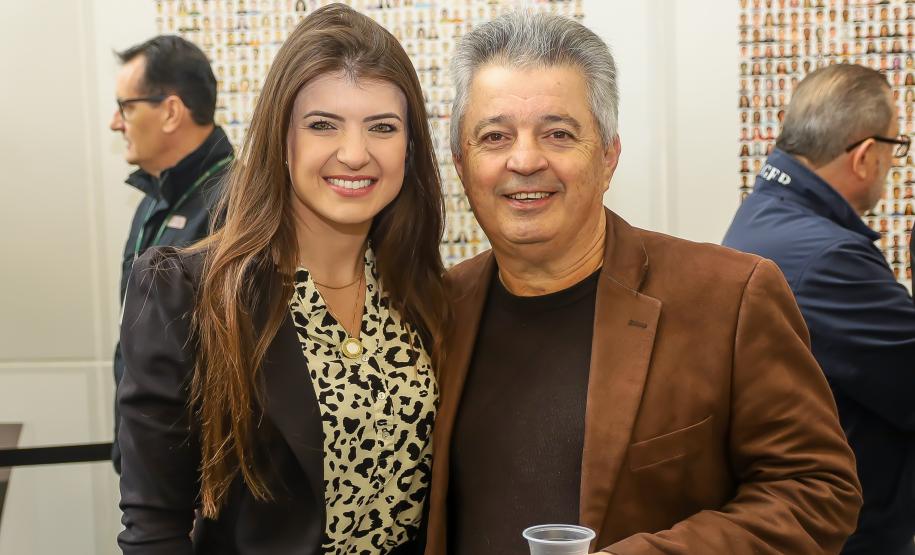 Estado apresenta programa Escritura na Mão para associações de municípios do Litoral e RMC