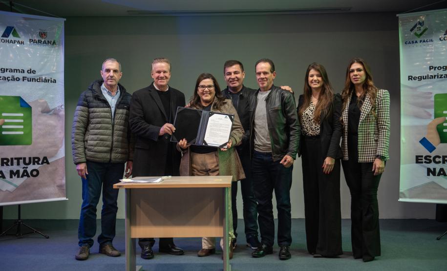 Estado apresenta programa Escritura na Mão para associações de municípios do Litoral e RMC