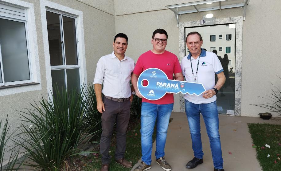 Com recursos do Estado, 80 famílias de Arapongas conquistam moradia própria