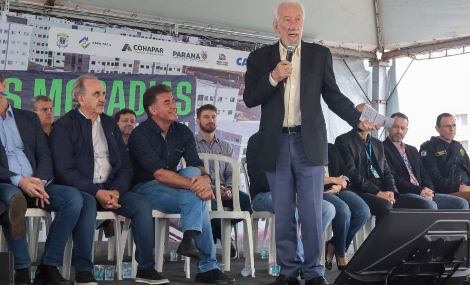 Casa Fácil Paraná: com apoio do Estado, famílias de Cascavel recebem chaves