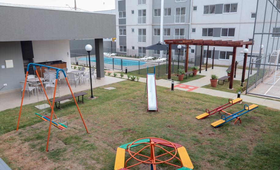 Casa Fácil Paraná: com apoio do Estado, famílias de Cascavel recebem chaves