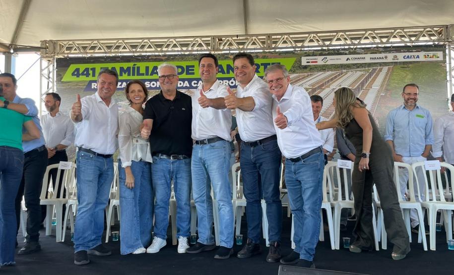 Governador inaugura bairro planejado e anuncia R$ 106 milhões da Sanepar em Cianorte