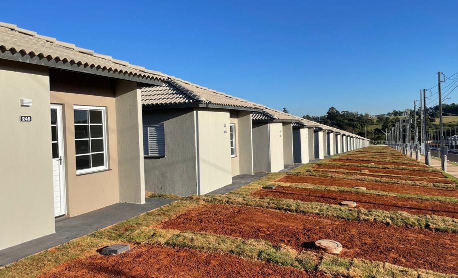 Governador inaugura bairro planejado e anuncia R$ 106 milhões da Sanepar em Cianorte