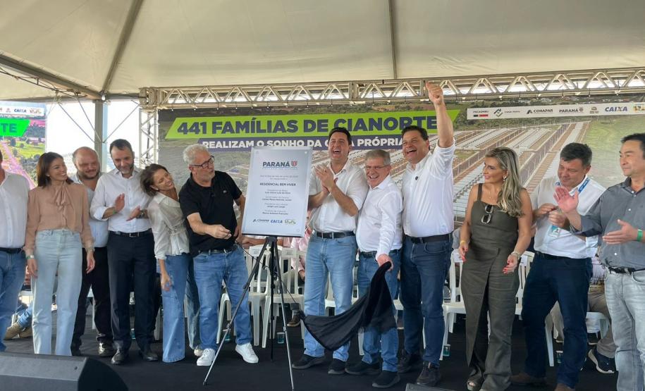 Governador inaugura bairro planejado e anuncia R$ 106 milhões da Sanepar em Cianorte