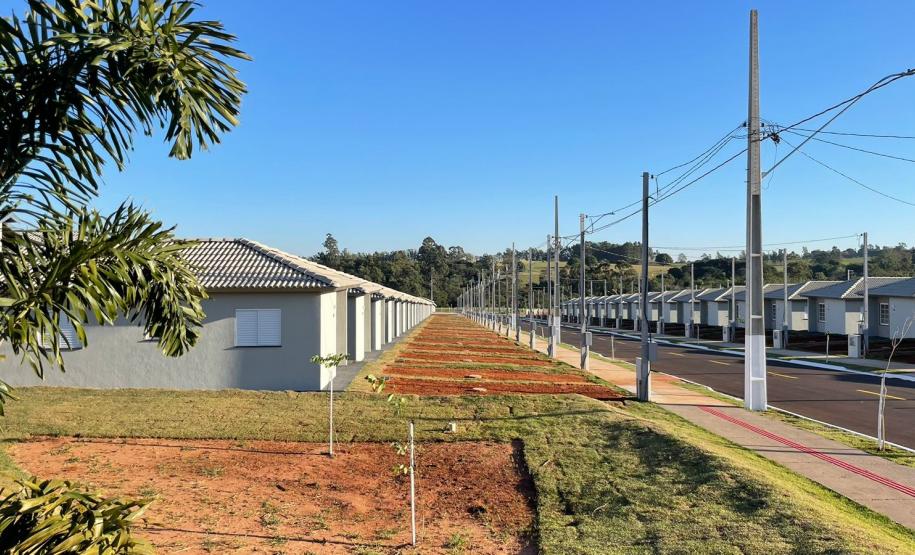 Governador inaugura bairro planejado e anuncia R$ 106 milhões da Sanepar em Cianorte