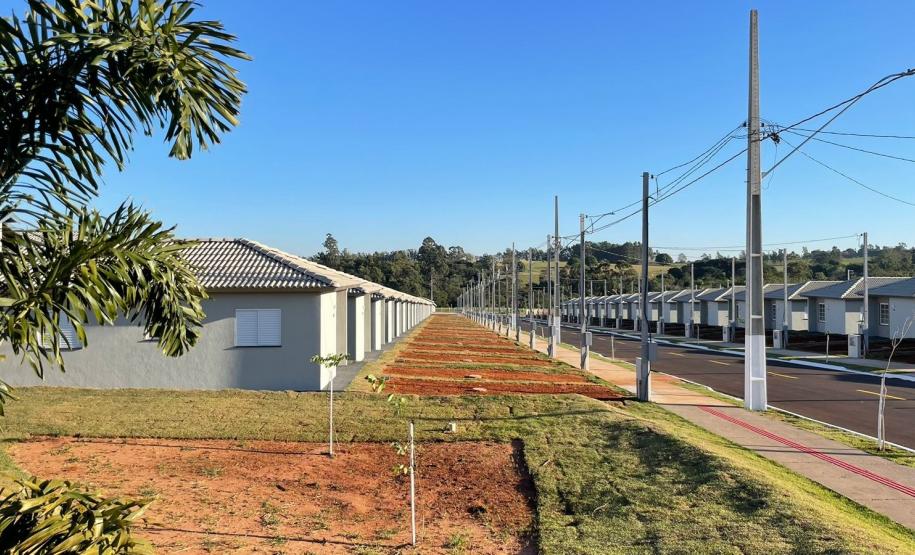 Governador inaugura bairro planejado e anuncia R$ 106 milhões da Sanepar em Cianorte