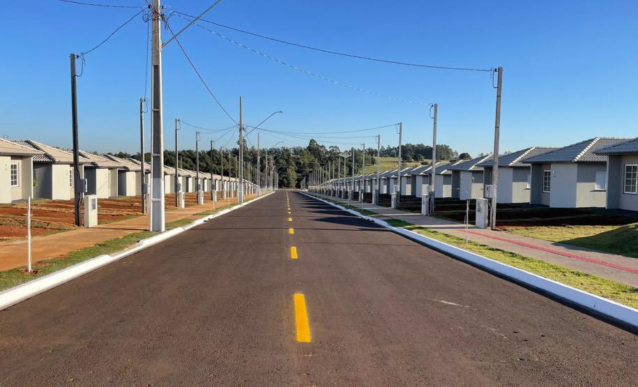 Governador inaugura bairro planejado e anuncia R$ 106 milhões da Sanepar em Cianorte
