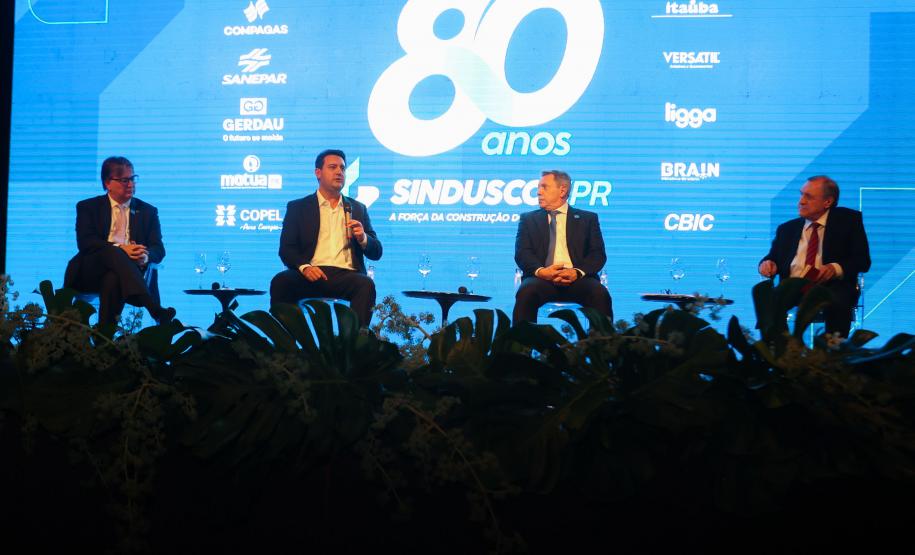 Governador ressalta parceria entre Estado e construção civil no desenvolvimento do Paraná