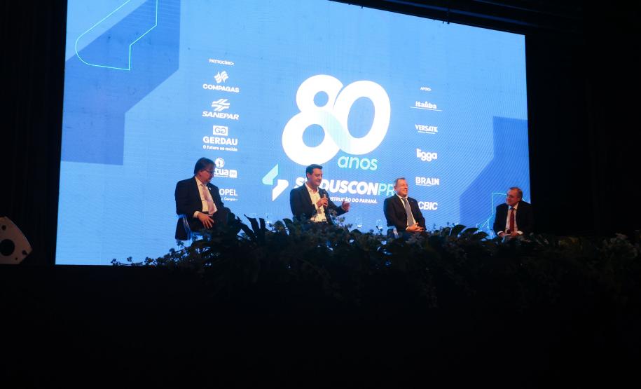 Governador ressalta parceria entre Estado e construção civil no desenvolvimento do Paraná