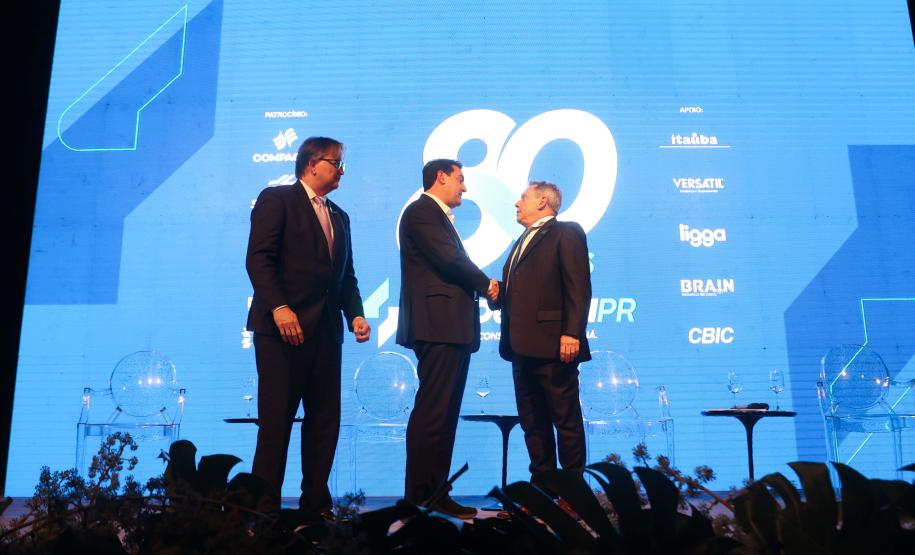 Governador ressalta parceria entre Estado e construção civil no desenvolvimento do Paraná