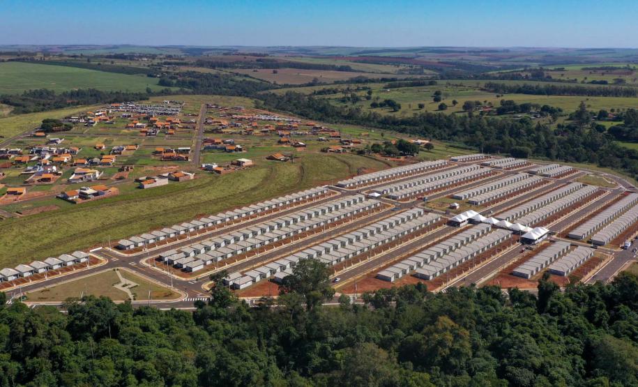 Governador inaugura bairro planejado e anuncia R$ 106 milhões da Sanepar em Cianorte