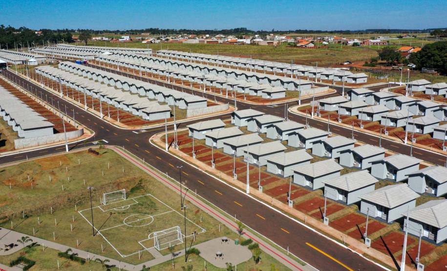 Governador inaugura bairro planejado e anuncia R$ 106 milhões da Sanepar em Cianorte