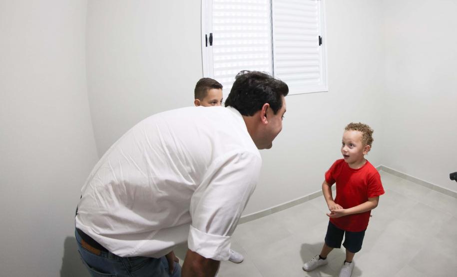 Governador inaugura bairro planejado e anuncia R$ 106 milhões da Sanepar em Cianorte