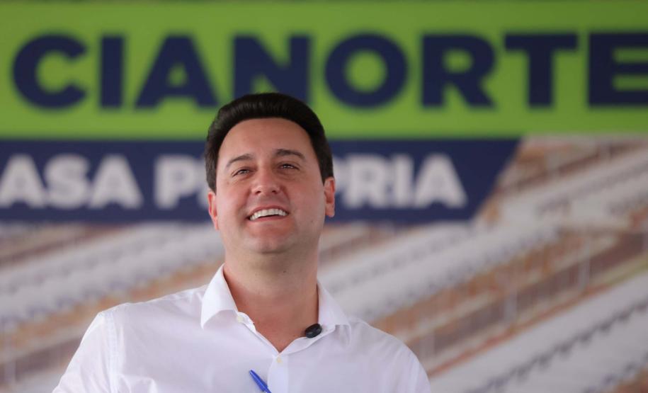 Governador inaugura bairro planejado e anuncia R$ 106 milhões da Sanepar em Cianorte