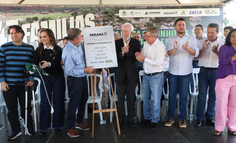 Com o Casa Fácil Paraná, 143 famílias de Paraíso do Norte conquistam moradia própria