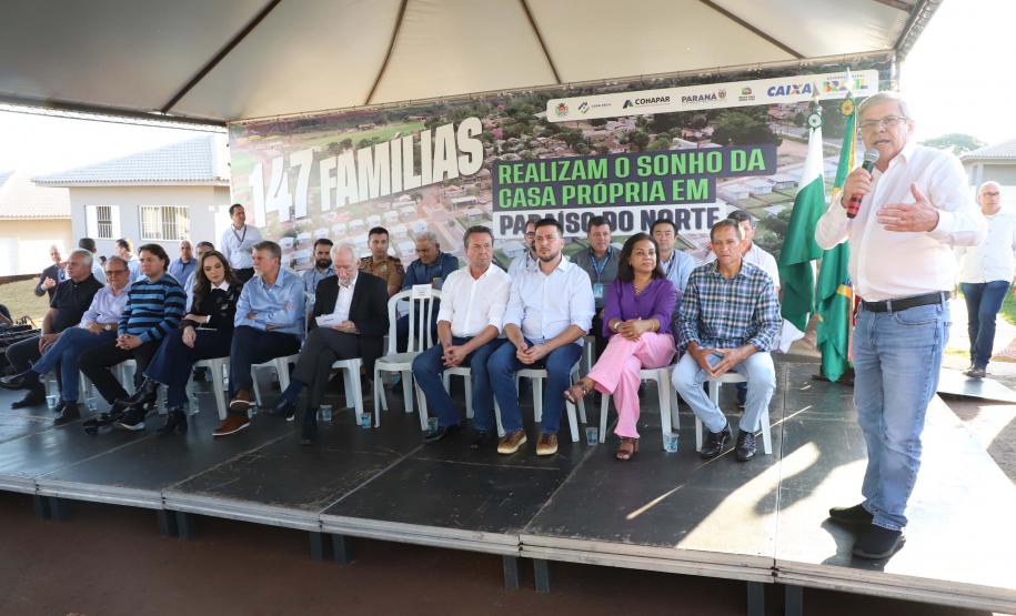Com o Casa Fácil Paraná, 143 famílias de Paraíso do Norte conquistam moradia própria