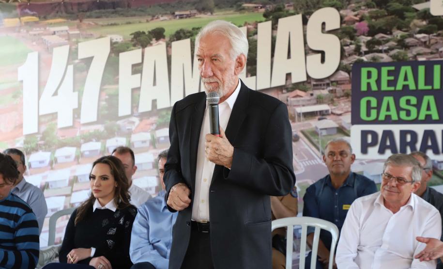 Com o Casa Fácil Paraná, 143 famílias de Paraíso do Norte conquistam moradia própria