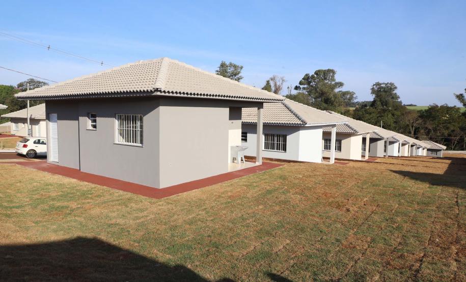 Com o Casa Fácil Paraná, 143 famílias de Paraíso do Norte conquistam moradia própria