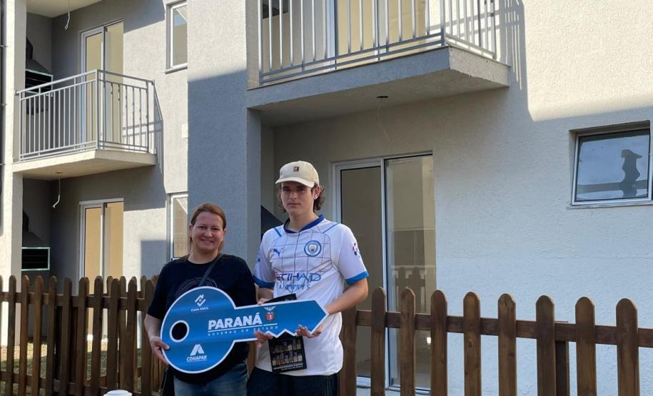 Cohapar entrega residencial com 144 apartamentos em Araucária