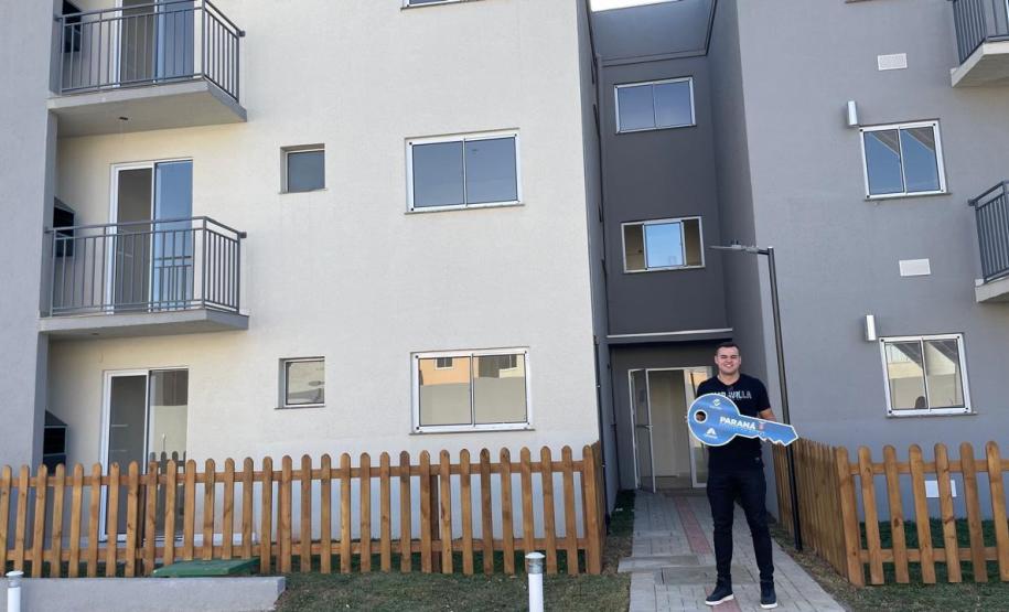 Cohapar entrega residencial com 144 apartamentos em Araucária