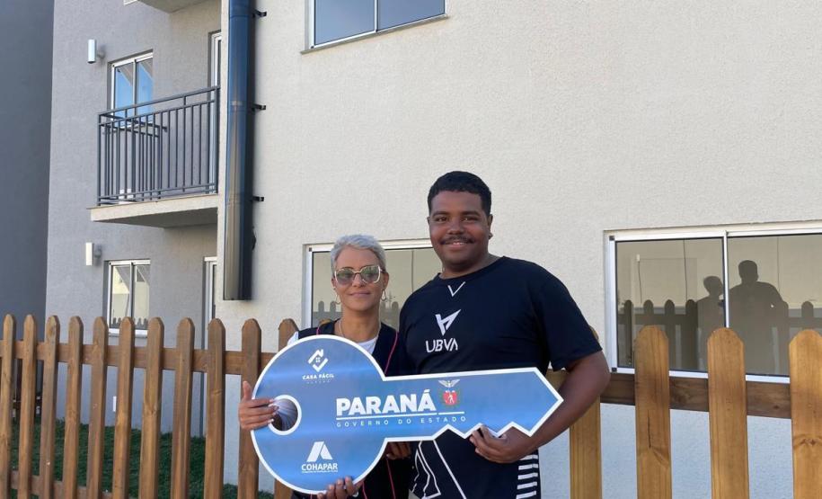 Cohapar entrega residencial com 144 apartamentos em Araucária