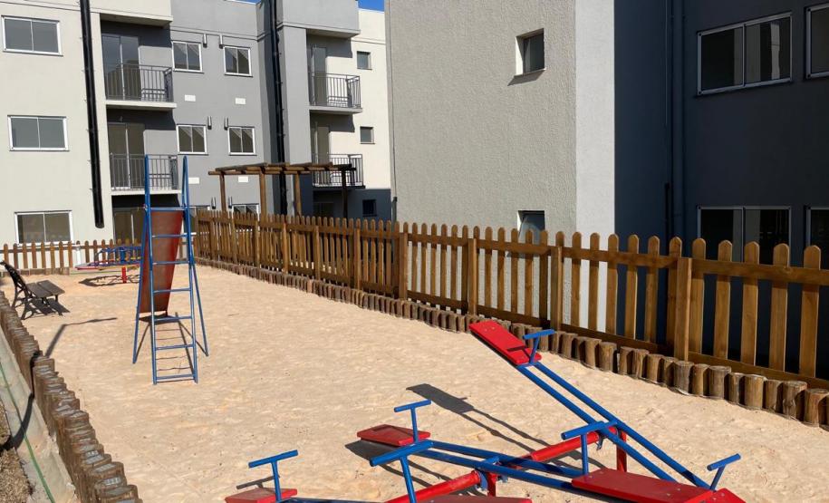 Cohapar entrega residencial com 144 apartamentos em Araucária