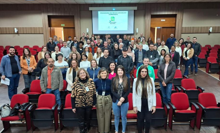 Cohapar inicia capacitação de técnicos municipais para o Programa Casa Fácil - Escritura na Mão