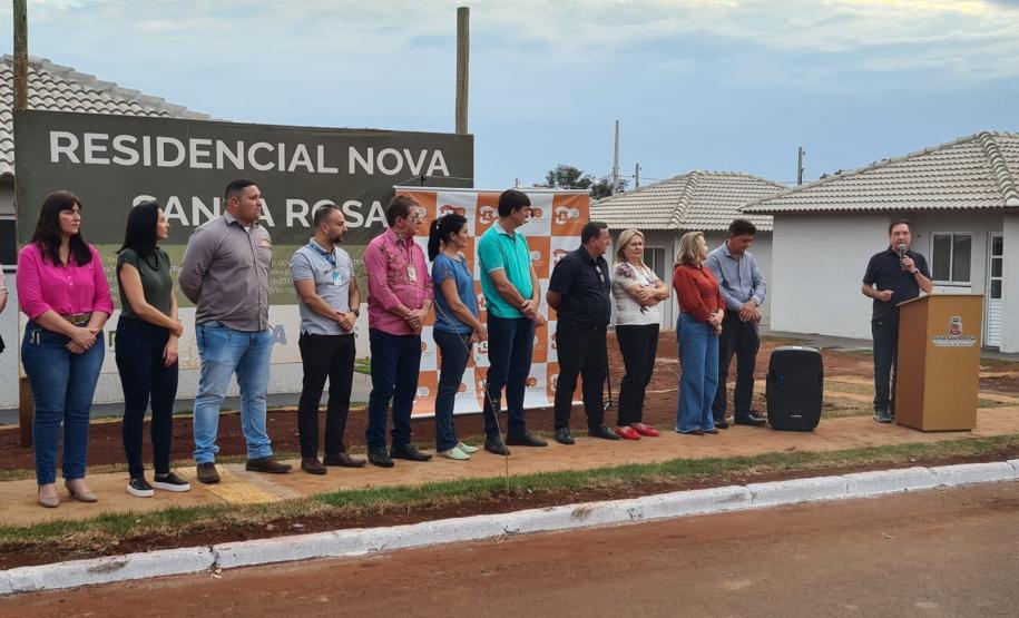Cohapar entrega 30 moradias para famílias de Nova Santa Rosa