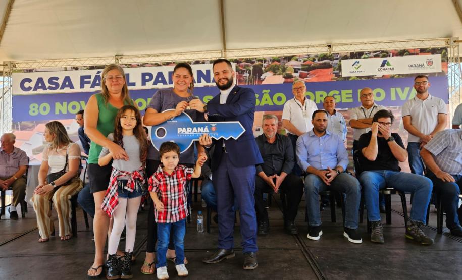 80 famílias de São Jorge do Ivaí conquistam a casa própria pelo Casa Fácil - Modalidade Financiamento