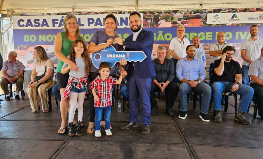 80 famílias de São Jorge do Ivaí conquistam a casa própria pelo Casa Fácil - Modalidade Financiamento