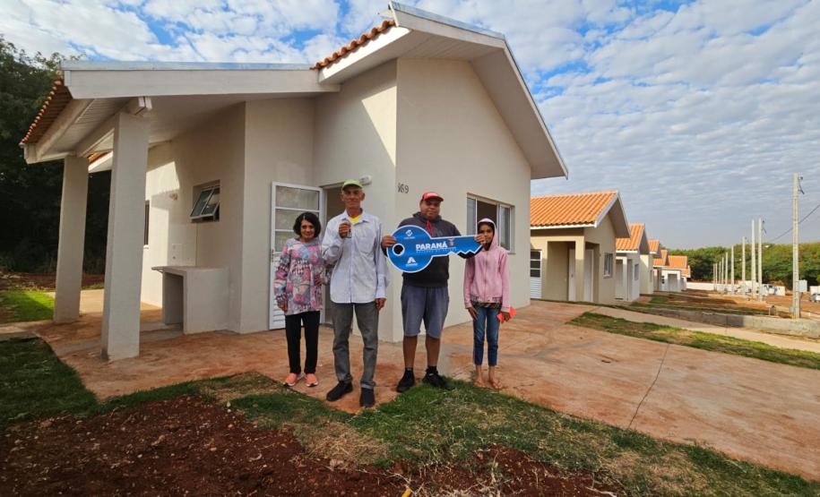 80 famílias de São Jorge do Ivaí conquistam a casa própria pelo Casa Fácil - Modalidade Financiamento