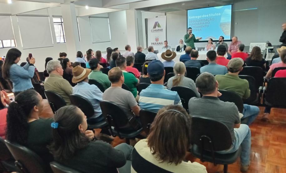 Cohapar entrega 257 títulos de regularização fundiária em Douradina, Ribeirão do Pinhal e Turvo