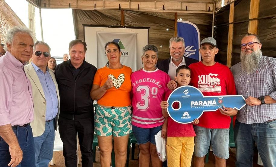 65 famílias de Califórnia recebem moradias financiadas pela Cohapar
