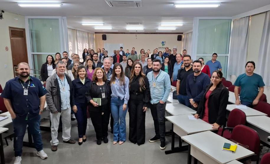 Cohapar conclui capacitação de técnicos municipais para o Programa Casa Fácil - Escritura na Mão