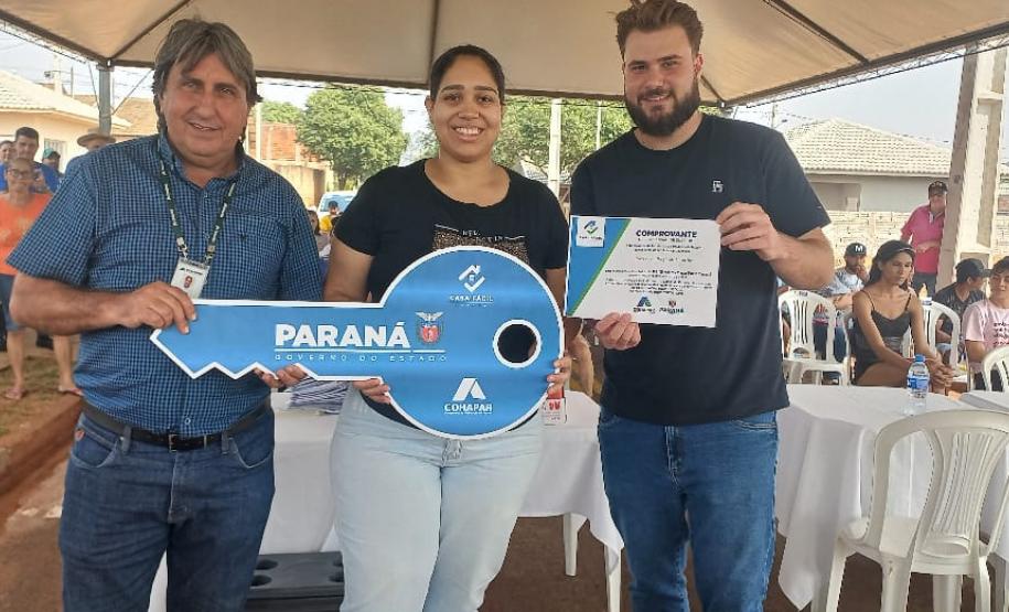 Graças ao Casa Fácil Paraná, 30 famílias de Indianópolis conquistam a casa própria