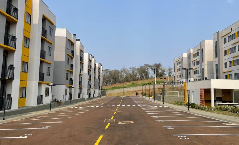 Com R$ 3,3 milhões em recursos estaduais, novo residencial beneficia 240 famílias em Londrina