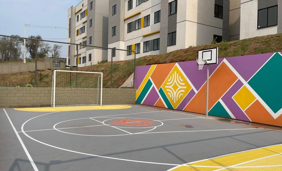 Com R$ 3,3 milhões em recursos estaduais, novo residencial beneficia 240 famílias em Londrina