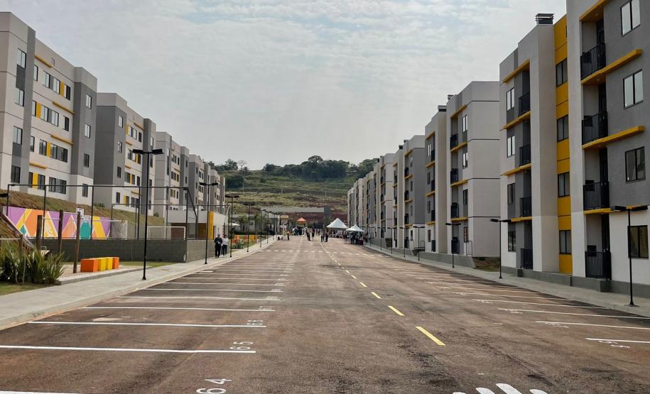 Com R$ 3,3 milhões em recursos estaduais, novo residencial beneficia 240 famílias em Londrina
