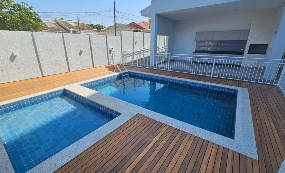 64 famílias de Maringá celebram o sonho do imóvel próprio