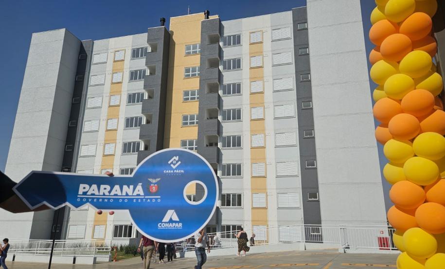 64 famílias de Maringá celebram o sonho do imóvel próprio