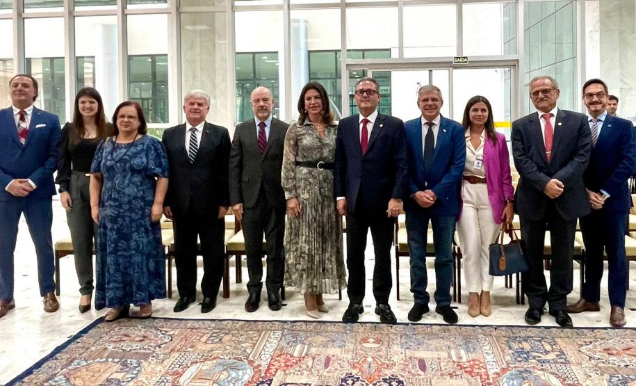 Cohapar e Tribunal de Justiça assinam termo para promover regularização fundiária no Estado