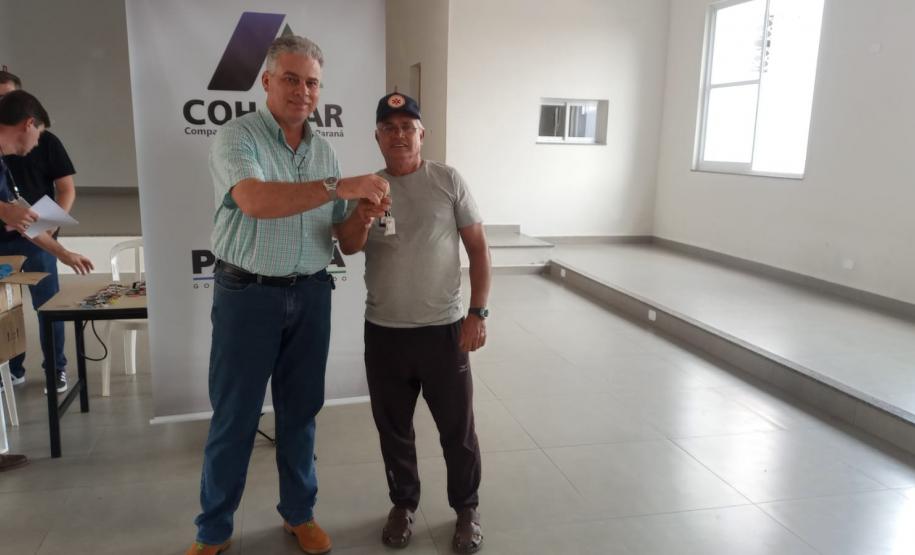 Em Ribeirão Claro, 50 famílias recebem moradias financiadas pela Cohapar