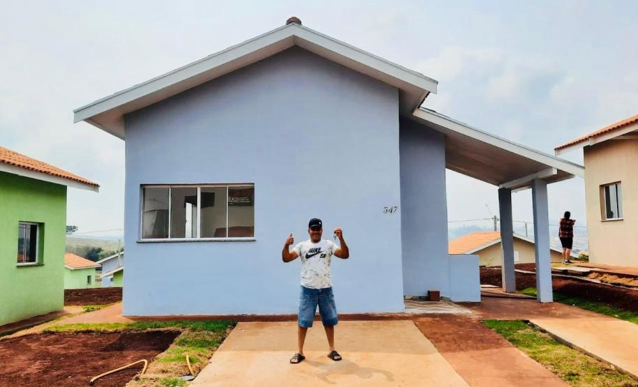 Em Ribeirão Claro, 50 famílias recebem moradias financiadas pela Cohapar