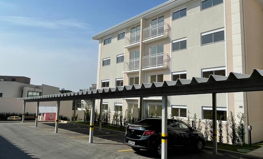 Cohapar entrega residencial com 128 apartamentos na capital