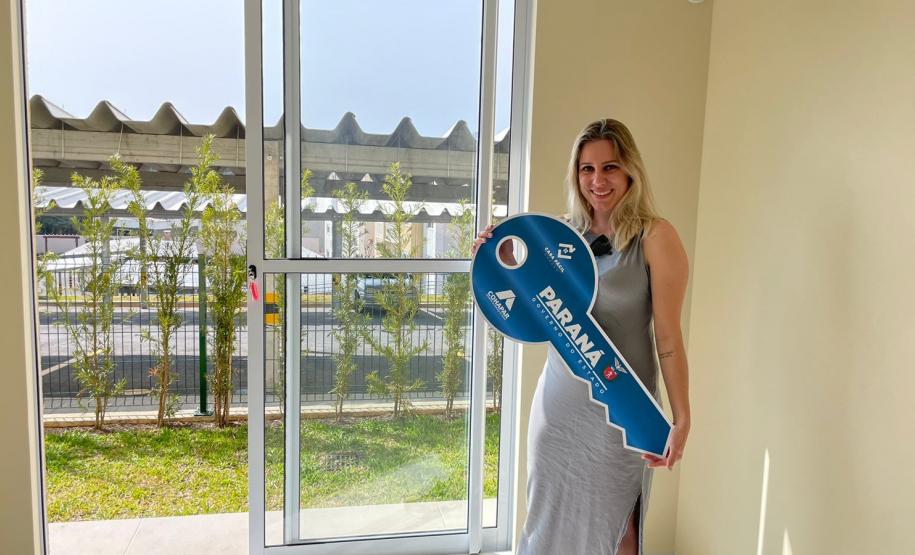 Cohapar entrega residencial com 128 apartamentos na capital