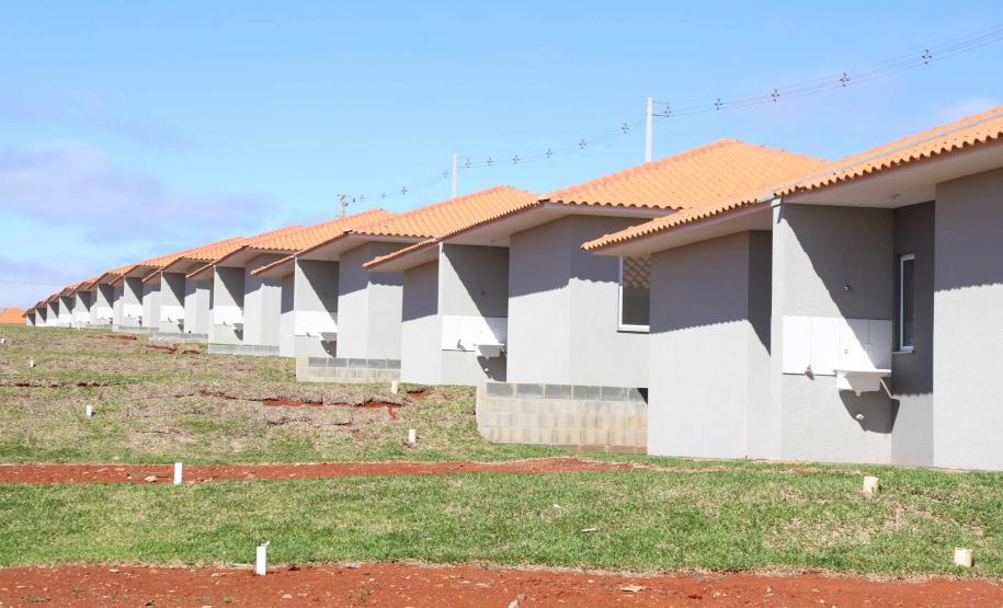 Casa Fácil Paraná: Darci Piana entrega casas para 292 famílias de Ponta Grossa