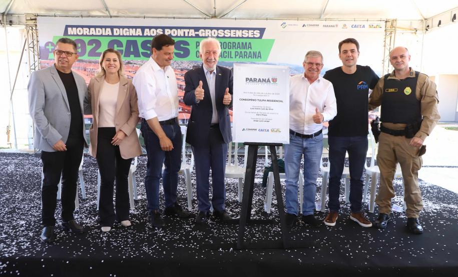 Casa Fácil Paraná: Darci Piana entrega casas para 292 famílias de Ponta Grossa